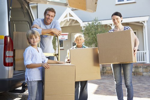 Checklist and planning for a local move with a moving van in Toscotland